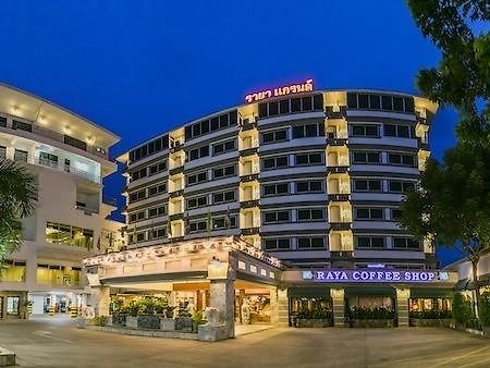 Raya Grand Hotel Nakhonratcsaszima Kültér fotó